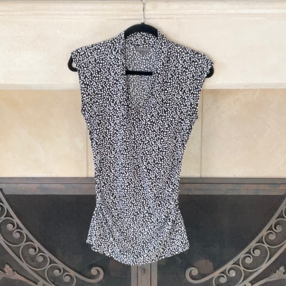 Vince Camuto Black and White Fitted Blouse with Notched Collar